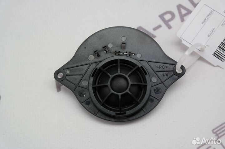 Динамик Audi A4 B9 2015-2023