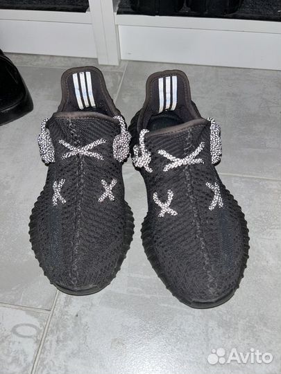 Adidas yeezy boost 350 v2 black reflective