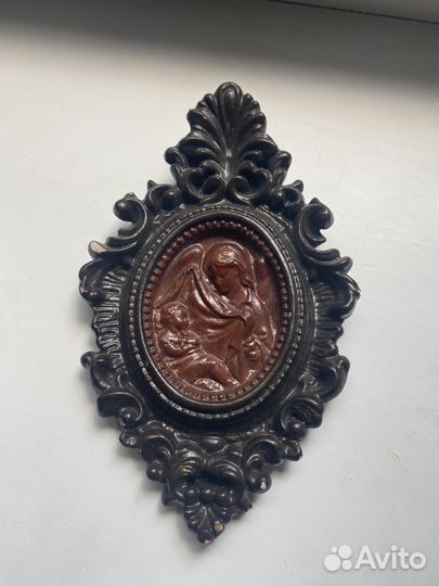 Икона настенная (гипсовая)