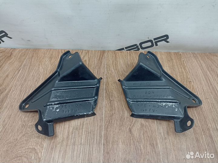 Защита радиатора Toyota Crown S150 (1995—2001)