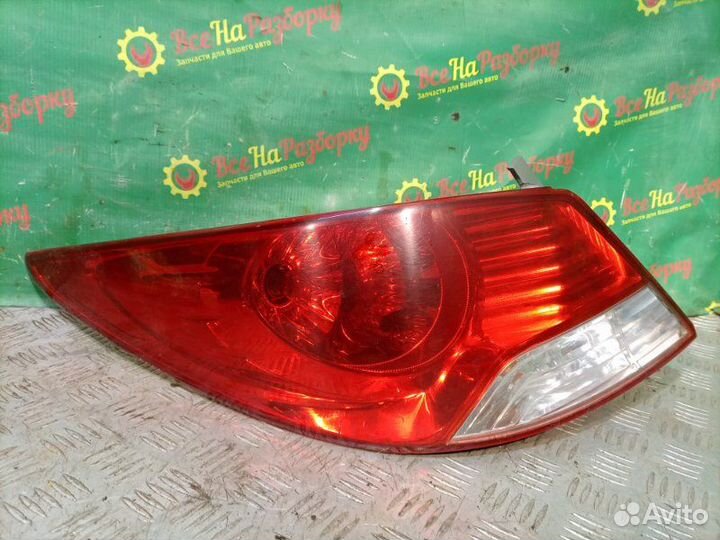Фонарь задний левый Hyundai Solaris седан 1.6
