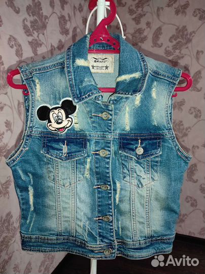 Джинсовая жилетка для девочки