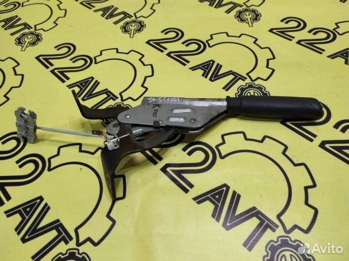 Ручка ручника Subaru Forester SG5 EJ205 (2.0L empi