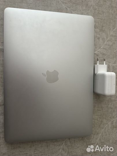 Apple MacBook Pro 13 2020 m1 8gd 512gb