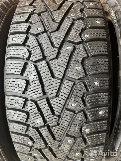 Pirelli Ice Zero 225/45 R18 95H