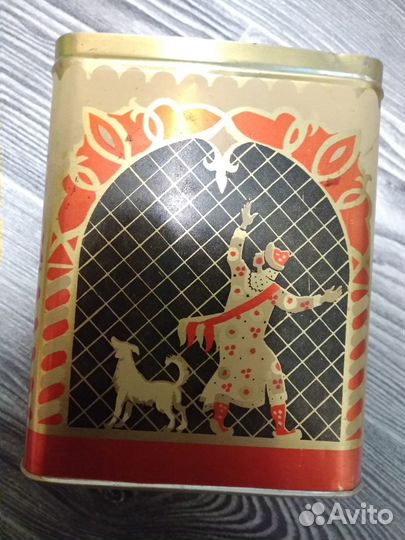 Набор жестяных банок СССР