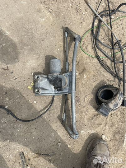 Трапеция дворников ford fiesta mk4