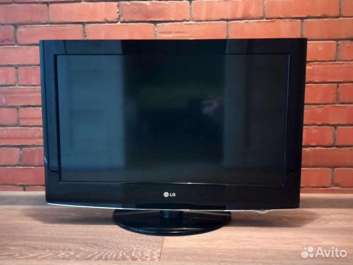 Телевизор LG 32LD420