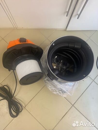 Пылесос промышленный 30 литров