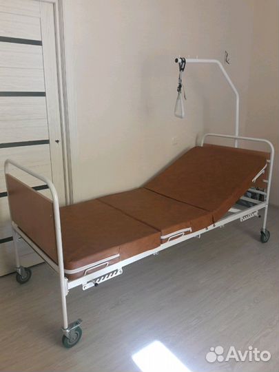 Кровать медицинская