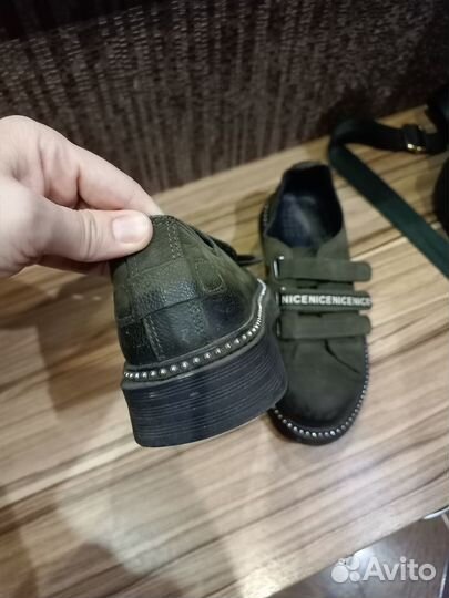 Лоферы женские