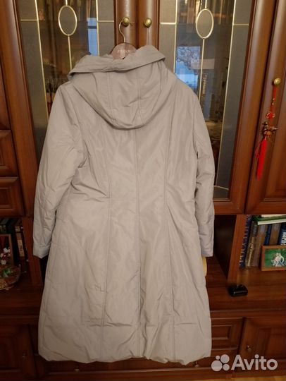 Пуховик женский