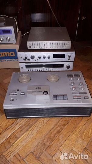 Советский катушечный магнитофон мелодия