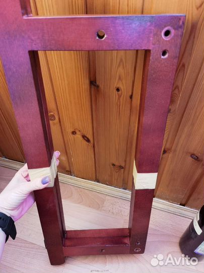 Детская кроватка с маятником