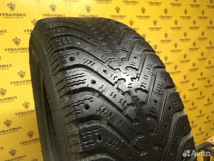 Goodyear UltraGrip 500 215/60 R16 99T