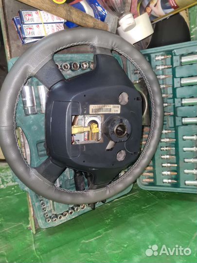 Руль в сборе с Airbag Cedia MR 493888