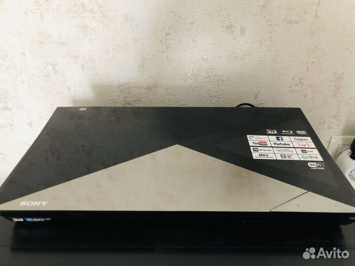 Bluray проигрыватель Sony BDP-S6200