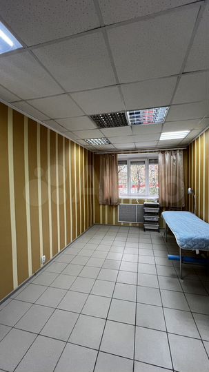 2-к. квартира, 60 м², 1/5 эт.