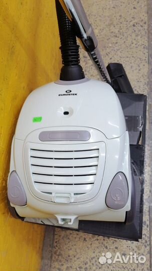 Пылесос новый eurostek EVC-2001
