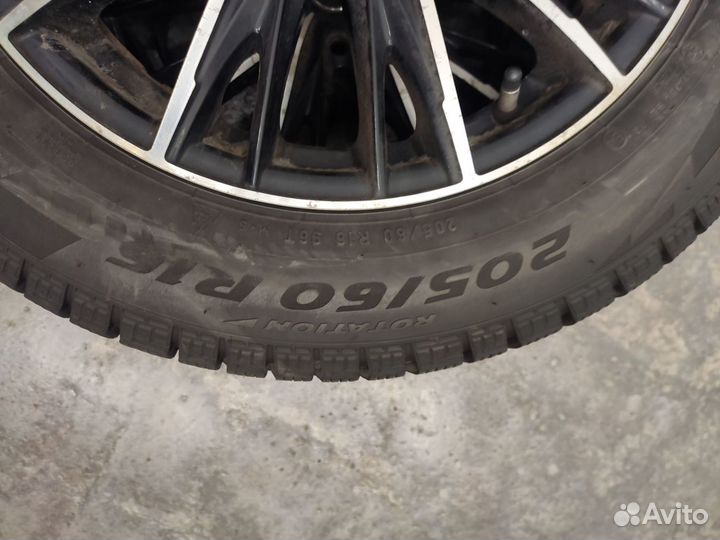 Pirelli Ice Zero FR 205/60 R16 96T