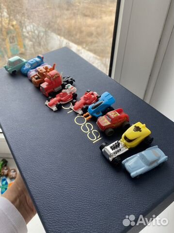 Настольные карты и Игрушки из Киндера сюрприза