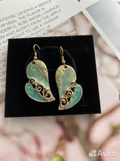 Серьги с эмалью