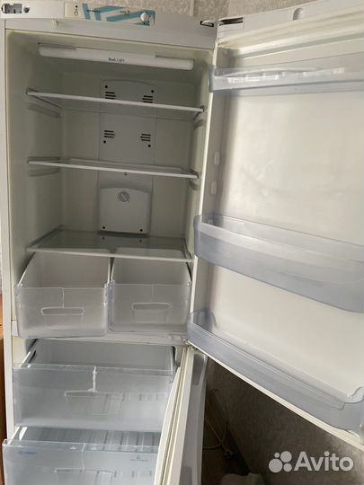Холодильник indesit б/у