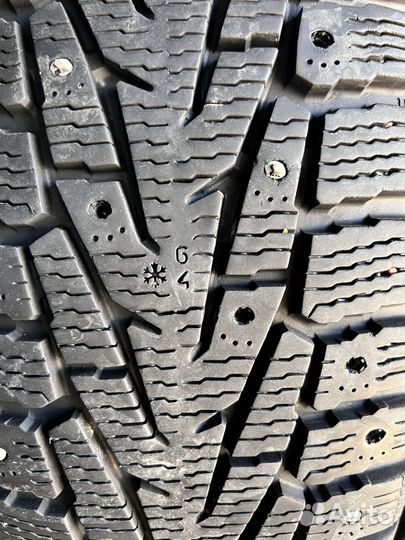Nokian Tyres Hakkapeliitta 7 SUV 215/70 R16