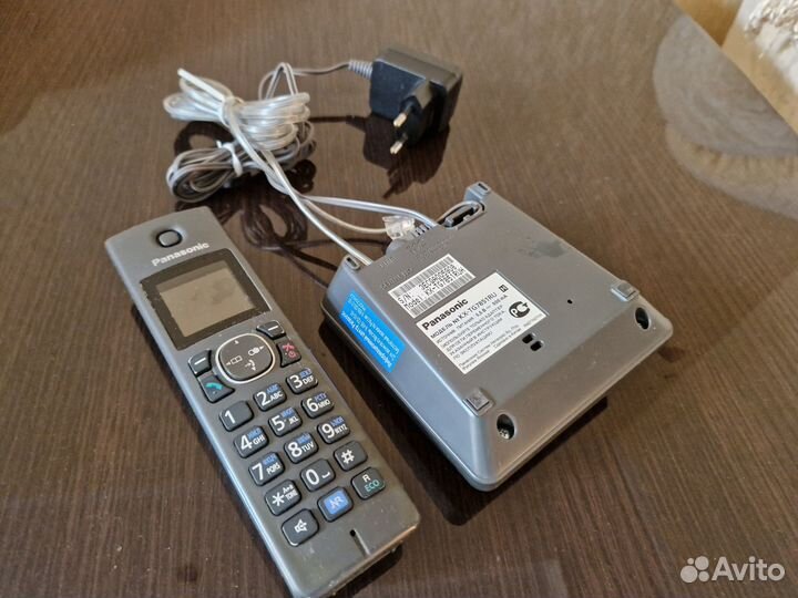 Радиотелефон Panasonic KX-TG7851RU