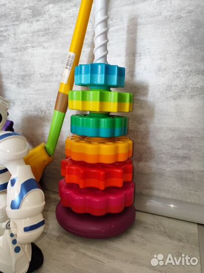 Детские развивающие игрушки