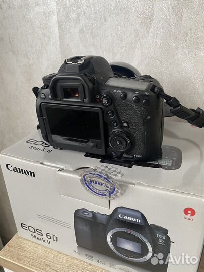Зеркальный фотоаппарат canon 6d mark 2