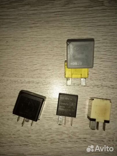 Реле и предохранитель для форд фокус1