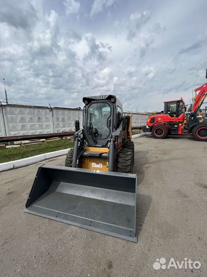 Мини-погрузчик Lonking CDM312, 2023