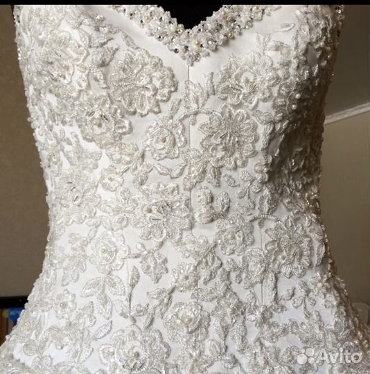 Свадебное платье 42 -44 -46пышное