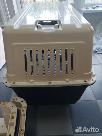 Переноска для собак в самолет