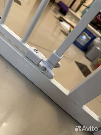 Ворота безопасности для детей/животных