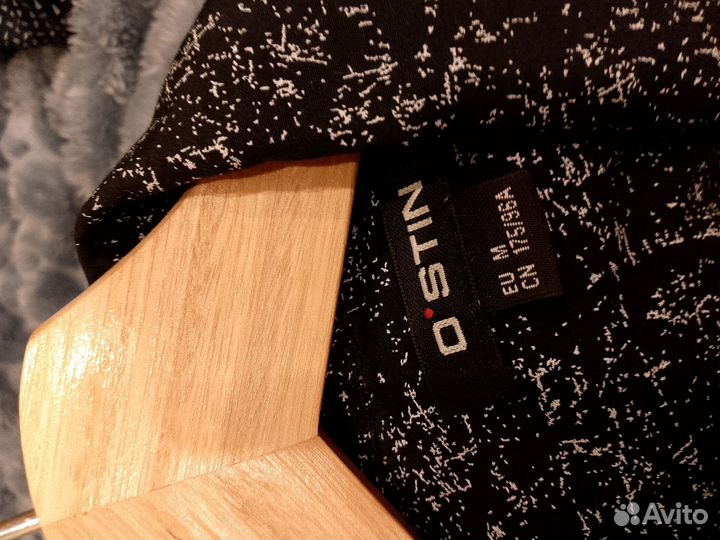 Рубашки мужские 44 46 3 штуки