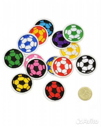 Термоаппликации, нашивки на одежду с клеевым слоем