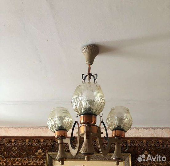 Люстра потолочная бу