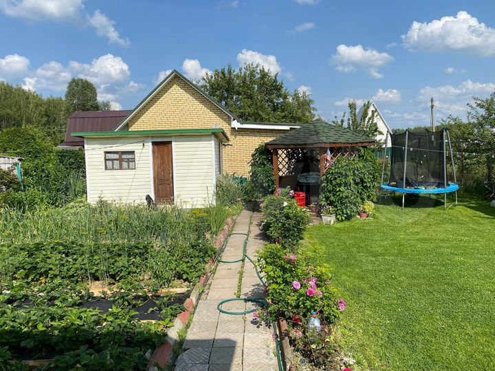 Дача 54 м² на участке 5,2 сот.