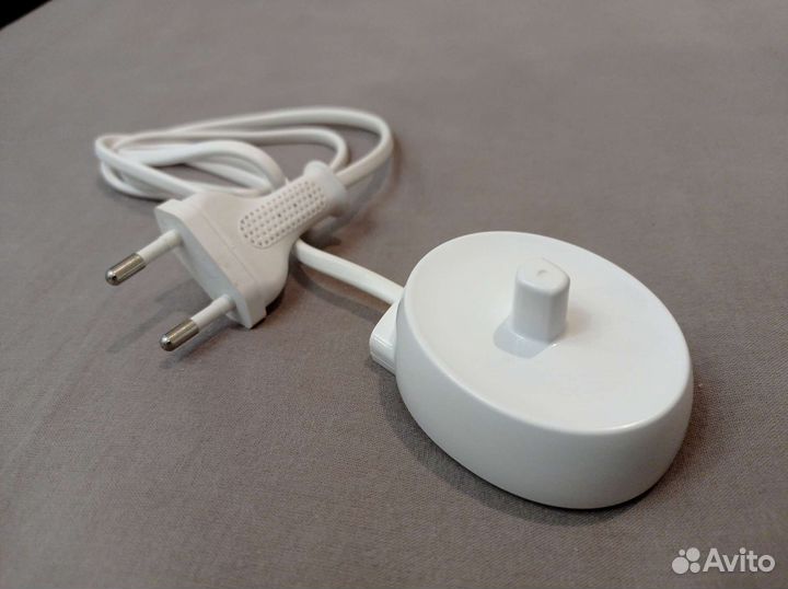 Зарядка для щеток Oral-B