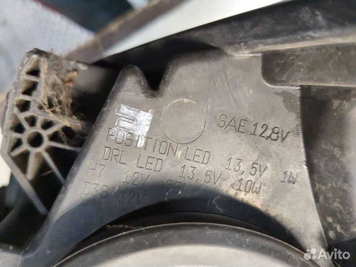 Фара (передняя) левая Ford Focus 3, 2015