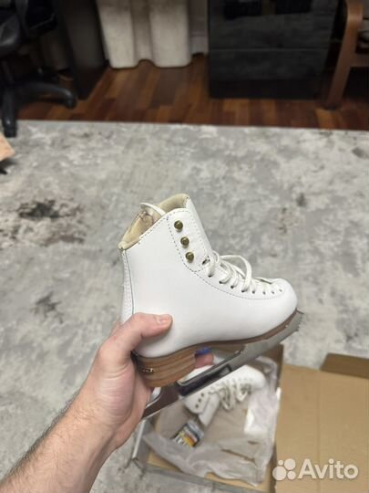 Коньки фигурные Jackson Ultima размер 12c