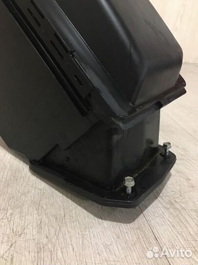 Корпус блока предохранителей Mercedes Benz S500L