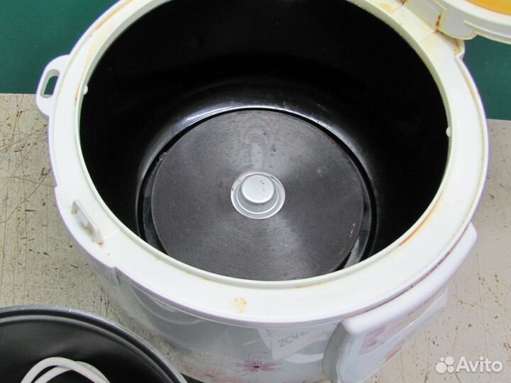 Мультиварка Scarlett SC-411. Б/У