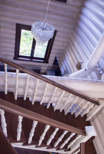 Дом 350 м² на участке 15 сот.