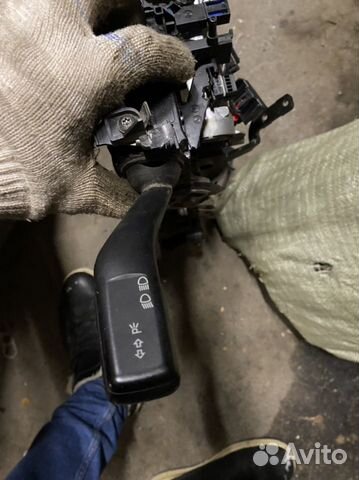Подрулевой переключатель левый Volkswagen Golf 5