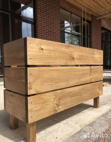 Кашпо для цветов деревянное