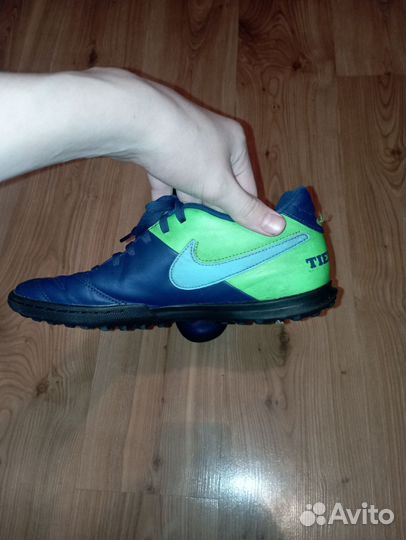 Футзалки nike
