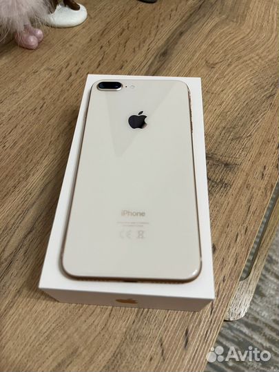 iPhone 8 Plus, 64 ГБ